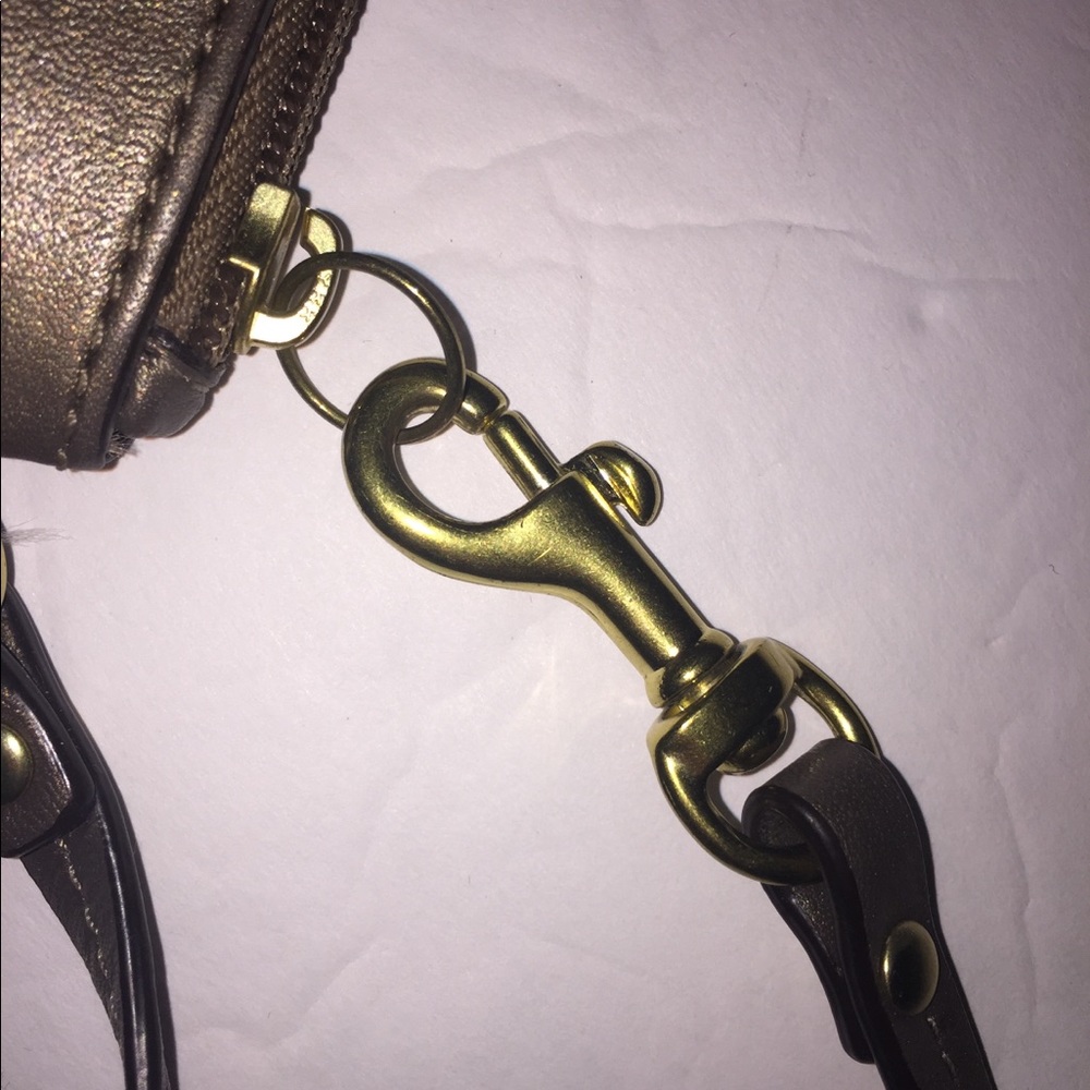 NWOT Brown Coach Wristlet - Picture 8 of 8